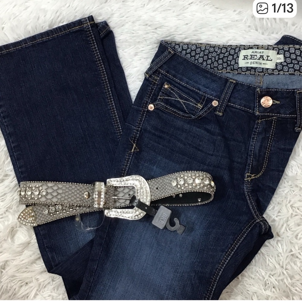 Ariat Women's Deep Indigo perfect rise Rosa Boot Cut Jeans 30S